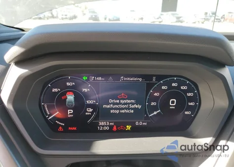 2024 Audi Q4 E-Tron Premium z USA, uszkodzony, nr VIN WA1KUBFZ2RP076347